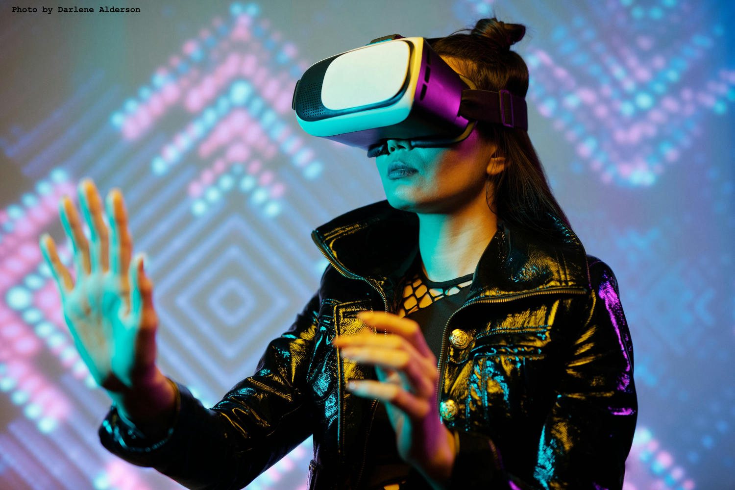 Augmented Reality in Fashion lead image